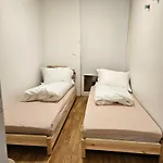 Ny Og Moderne Leilighet, Midt I Byen1